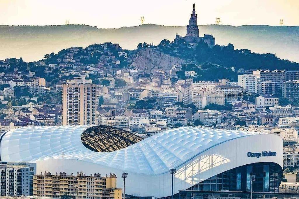 Appartement Velodrome 6 Couchages Avec Clim à Marseille Extérieur photo